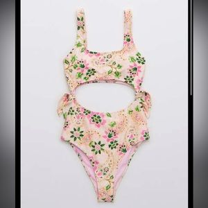 Aerie cut out one piece size XS